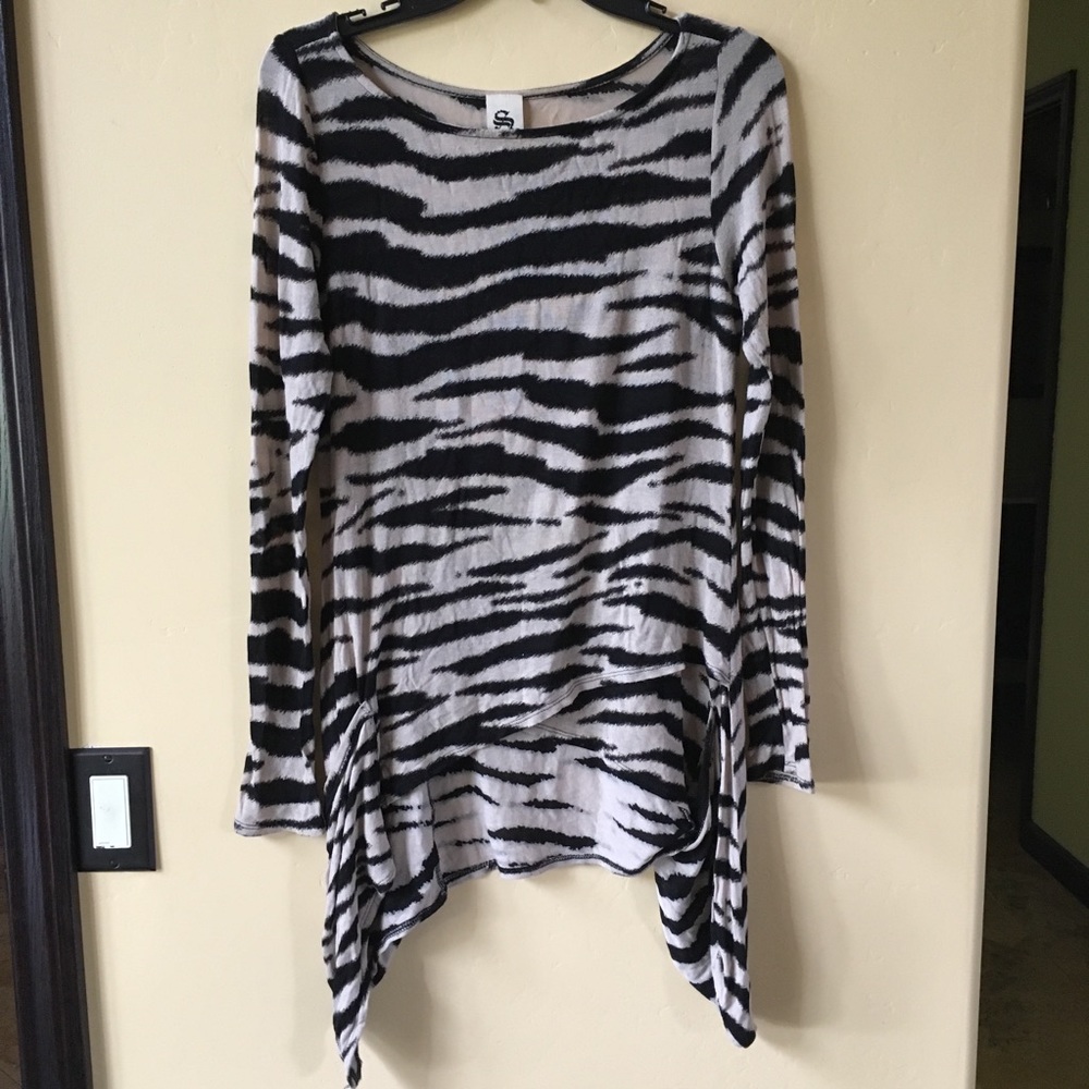 🌸Animal print tunic🌸